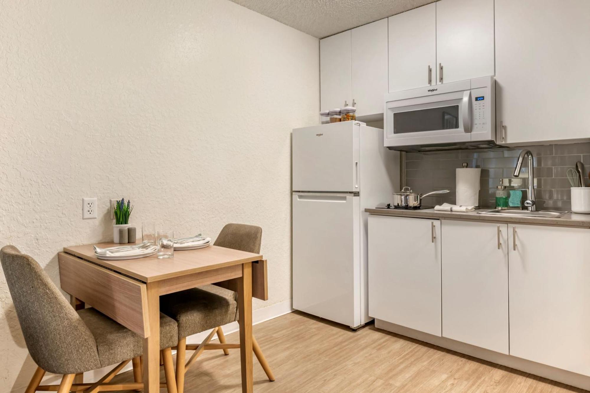 Alafaya Intown Suites Extended Stay Select Orlando Fl - Ucf المظهر الخارجي الصورة